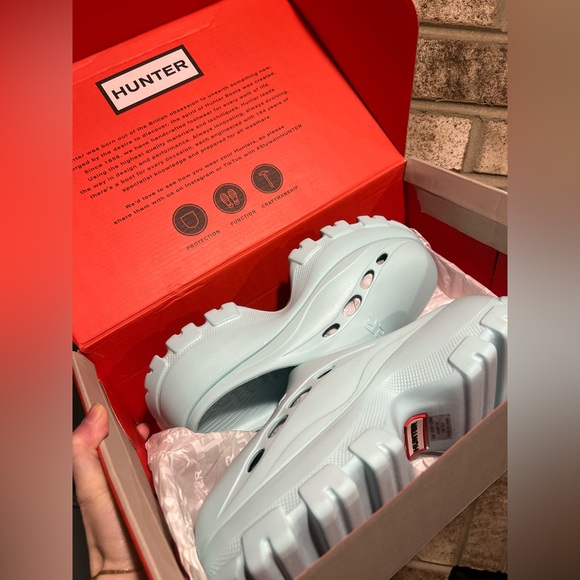 Hunter Bryce Clogs - Picture 7 of 12